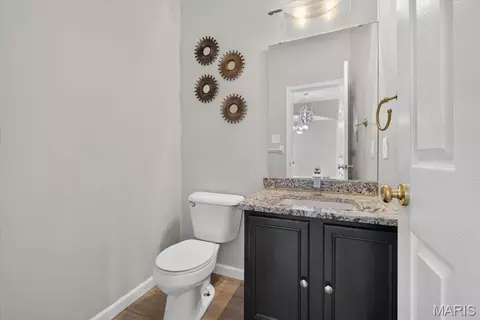 Bath - 567 Brook Meadow Dr, Ballwin, MO 63021 photo 1 of 6