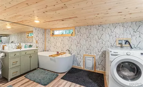 Bath - 10645 County Road 2040, Rolla, MO 65401 photo 2 of 3