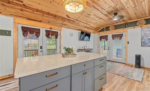 Kitchen - 10645 County Road 2040, Rolla, MO 65401 photo 3 of 5