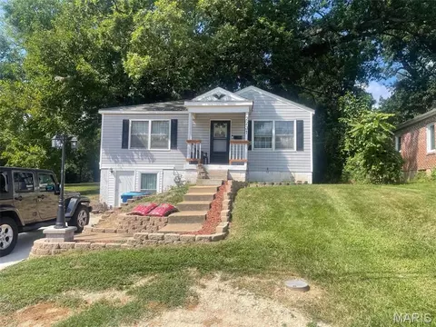 2231 Wallis Ave, Overland, MO 63114
