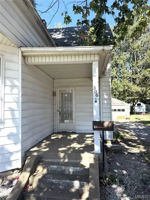 306 E Adams St, O'fallon, IL 62269 photo 13