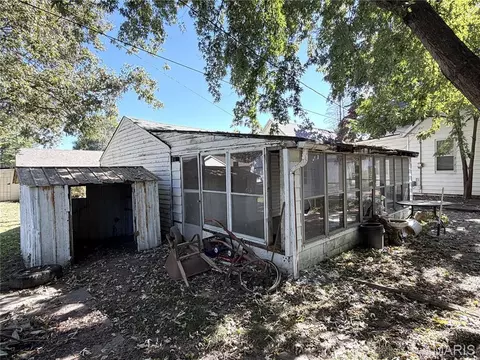 306 E Adams St, O'fallon, IL 62269 photo 20