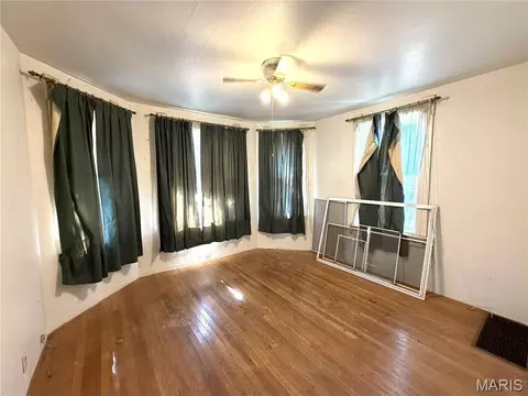 306 E Adams St, O'fallon, IL 62269 photo 2