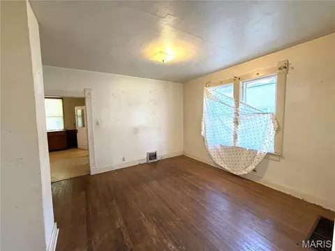 306 E Adams St, O'fallon, IL 62269 photo 5