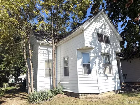 306 E Adams St, O'fallon, IL 62269 photo 12