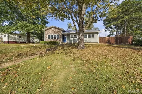 Exterior - 400 Bill Ave, Rolla, MO 65401 photo 5 of 9