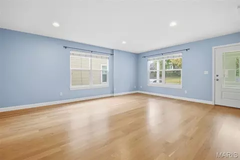 Living - 7239 Bruno Ave, Maplewood, MO 63143 photo 2 of 2