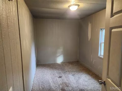 Bedroom - 1805 Grace St, Hannibal, MO 63401 photo 1 of 3