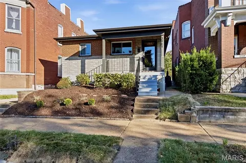3961 Botanical Ave, Saint Louis, MO 63110
