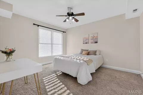 Bedroom - 2016 Derby Run Ct, Imperial, MO 63052 photo 5 of 6