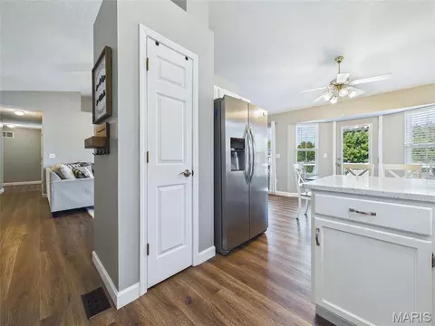 Entry Way - 115 Shadowbrooke, Troy, IL 62294 photo 2 of 2