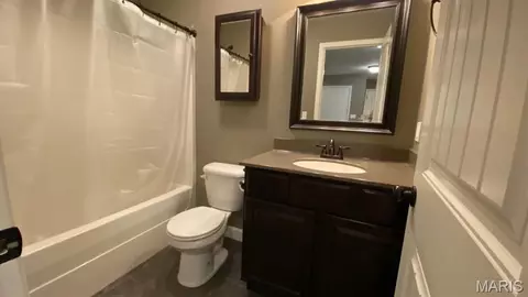 Bath - 21028 Halifax Dr #A & B, Saint Robert, MO 65584 photo 5 of 5
