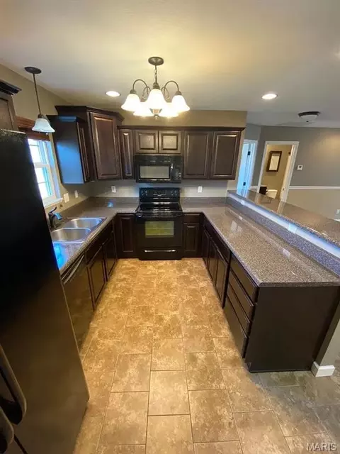 Kitchen - 21028 Halifax Dr #A & B, Saint Robert, MO 65584 photo 1 of 4