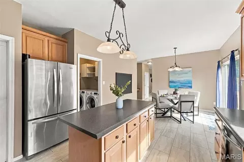 Kitchen - 552 Hickory Mnr, Arnold, MO 63010 photo 2 of 3