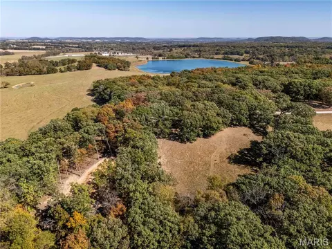 22098 Kinglet Ln, Eolia, MO 63344 photo 17
