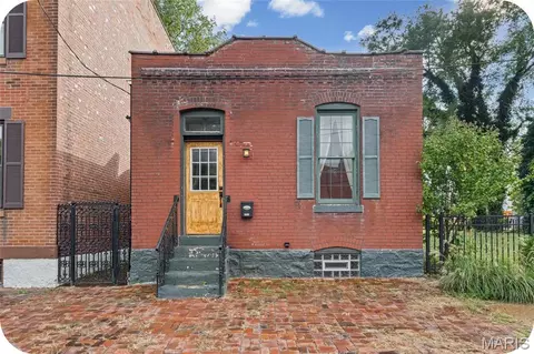 1830 Lami St, Saint Louis, MO 63104