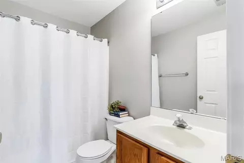 Bath - 668 Homerun Dr, O'fallon, MO 63366 photo 1 of 2