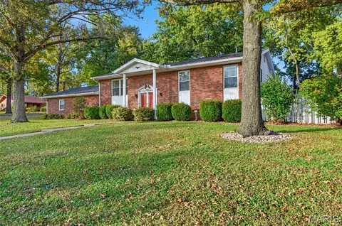 Other - 219 Brookside Ln, Ballwin, MO 63021 photo 2 of 11
