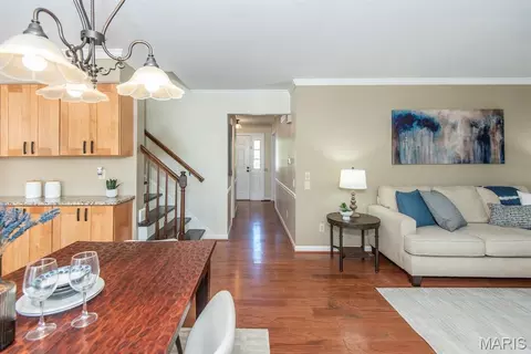 Entry Way - 434 Paula Vale Ct, Ballwin, MO 63021 photo 1 of 2