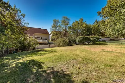 Exterior - 434 Paula Vale Ct, Ballwin, MO 63021 photo 7 of 9