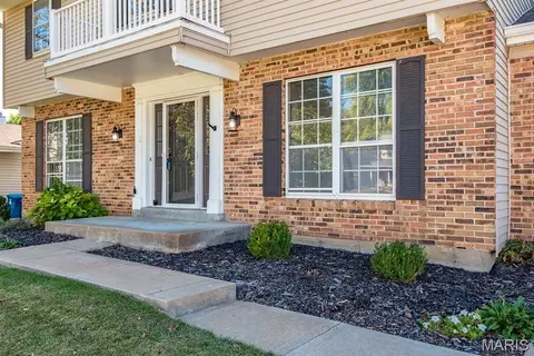 Exterior - 434 Paula Vale Ct, Ballwin, MO 63021 photo 1 of 9