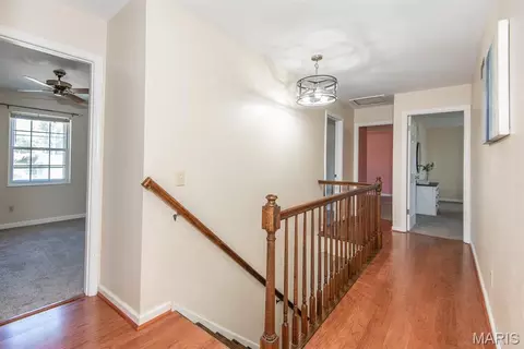 Entry Way - 434 Paula Vale Ct, Ballwin, MO 63021 photo 2 of 2