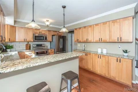 Kitchen - 434 Paula Vale Ct, Ballwin, MO 63021 photo 1 of 3