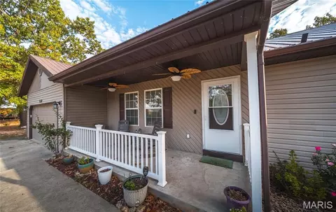 Exterior - 14137 Tabernacle Ln, Saint Robert, MO 65584 photo 10 of 12