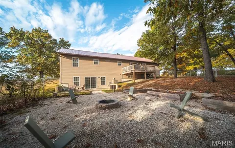 Exterior - 14137 Tabernacle Ln, Saint Robert, MO 65584 photo 4 of 12