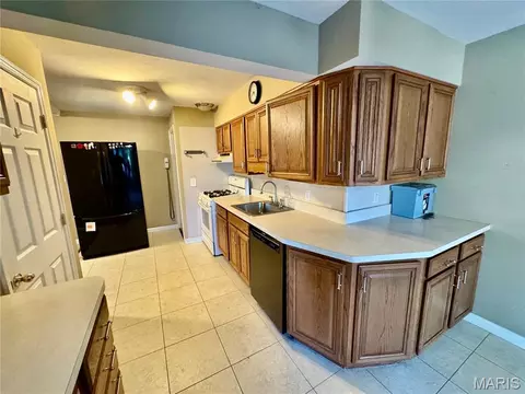 Kitchen - 9633 Echo Ln, Overland, MO 63114 photo 1 of 1
