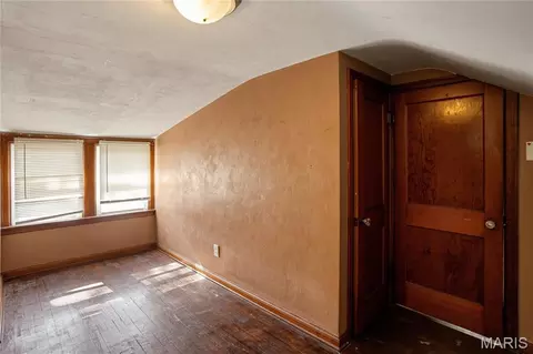 Bedroom - 300 S Clark Ave, Ferguson, MO 63135 photo 4 of 9