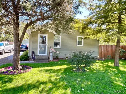 154 S 7th St, East Carondelet, IL 62240