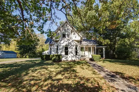 2308 Brown St, Alton, IL 62002