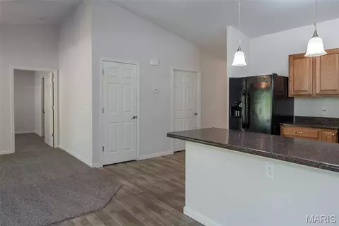Entry Way - 1025 Hawk Ridge Dr, Union, MO 63084 photo 2 of 4