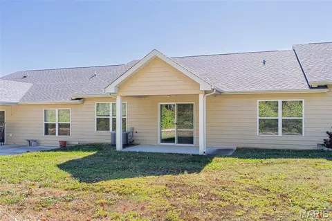 Exterior - 1025 Hawk Ridge Dr, Union, MO 63084 photo 3 of 4