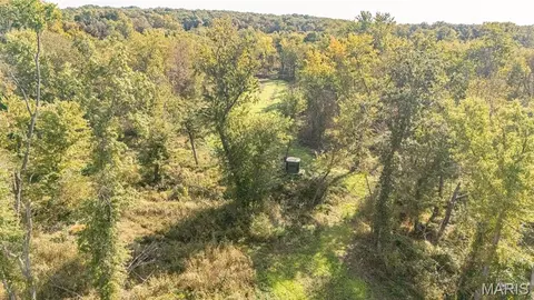 1123 Monroe Rd, Madison, MO 65263 photo 2