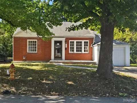 309 Newell Dr, Ferguson, MO 63135