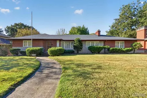 3950 Loughborough Ave, Saint Louis, MO 63116
