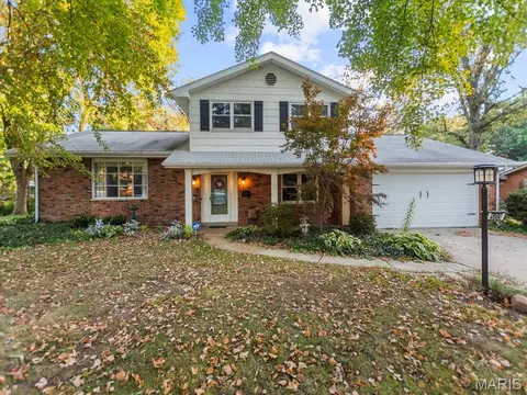 309 Westfield Dr, O'fallon, IL 62269