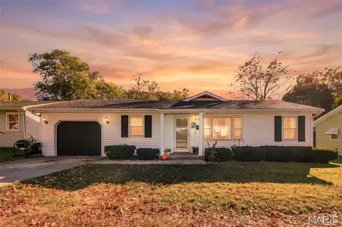 215 S 13th, Bowling Green, MO 63334