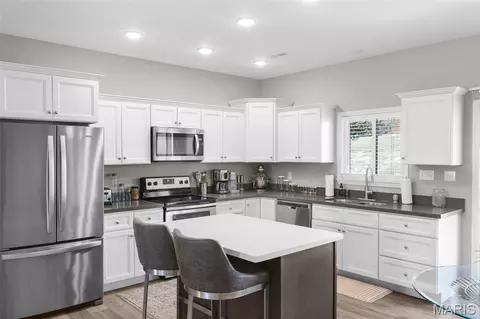Kitchen - 463 Castle Leoch Dr, Jackson, MO 63755 photo 3 of 5