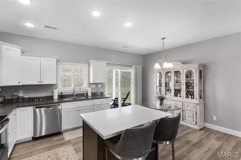 Kitchen - 463 Castle Leoch Dr, Jackson, MO 63755 photo 5 of 5