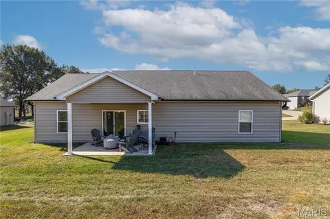 Exterior - 463 Castle Leoch Dr, Jackson, MO 63755 photo 3 of 5