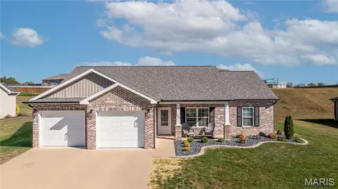 Exterior - 463 Castle Leoch Dr, Jackson, MO 63755 photo 4 of 5