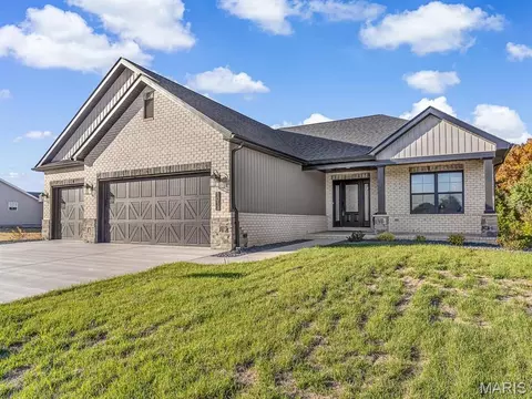 Exterior - 1013 Waymaker Ln, Waterloo, IL 62298 photo 2 of 2