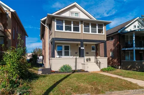 6731 Crest Ave, University City, MO 63130