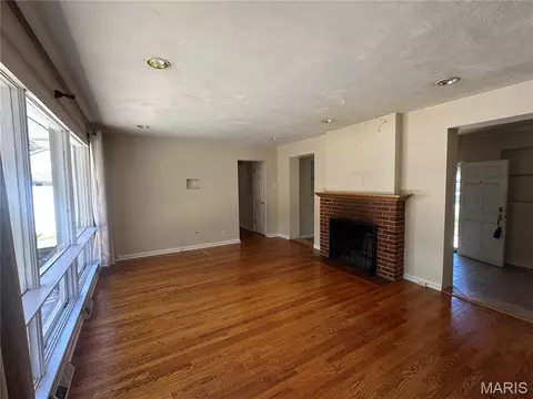 Living - 10625 Twilight Dr, Sappington, MO 63128 photo 4 of 4
