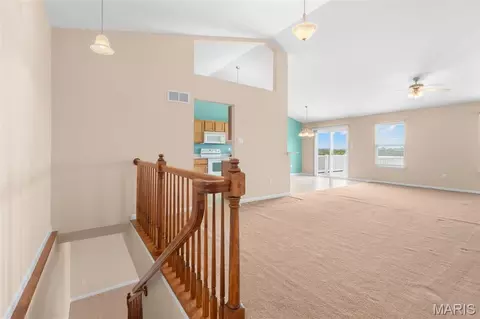 Living - 1824 Kaleb Ct, Washington, MO 63090 photo 5 of 6