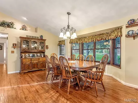 Dining - 715 Legion Dr, Waterloo, IL 62298 photo 1 of 2