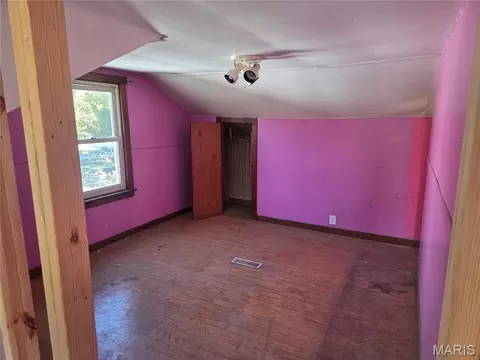 Bedroom - 2728 Pasteur Ave, Overland, MO 63114 photo 4 of 5